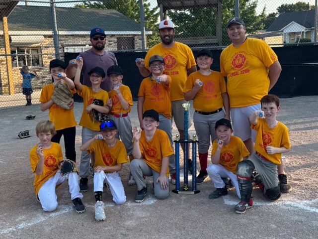 https://charlestonbaseball.org/wp-content/uploads/2025/06/2025minorleaguetournamentchampion-640x480.jpg